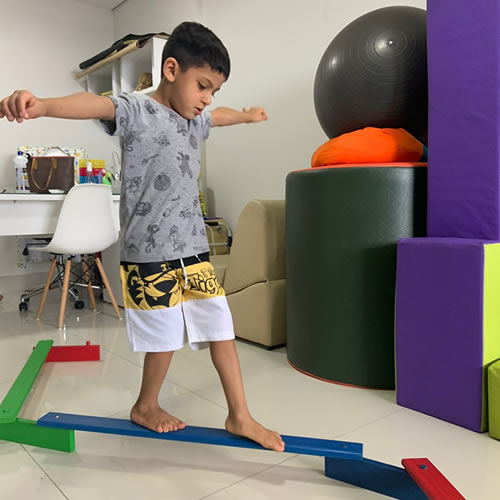 Carline Nogueira - Fisioterapia Infantil - Montes Claros, MG